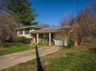 12205 Ledges Dr, Middletown, KY 40243