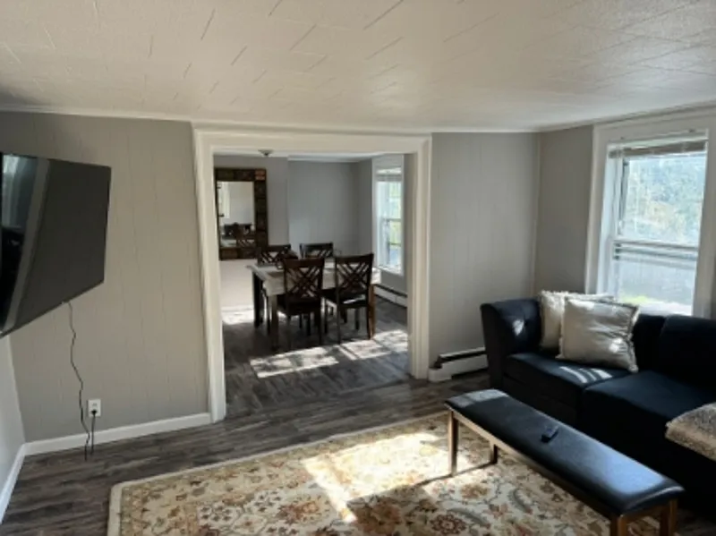 2 bed, 1.0 bath, $2,000 — Photo 2