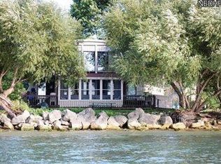 420 Sea Breeze Rd, Middle Bass, OH 43446