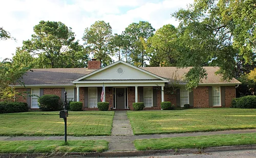 2450 Belcher Dr Photo 1 2450 Belcher Dr Photo 1