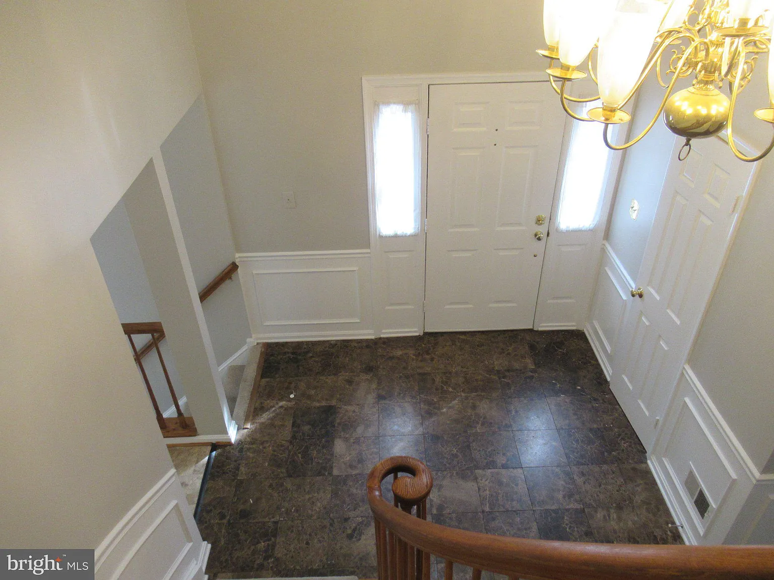 3 bed, 4.0 bath, 2516 sqft, $3,500 — Photo 3