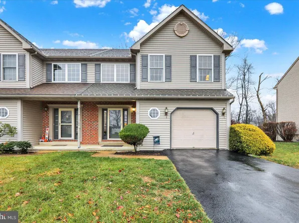78 Michigan Dr, Sinking Spring, PA 19608