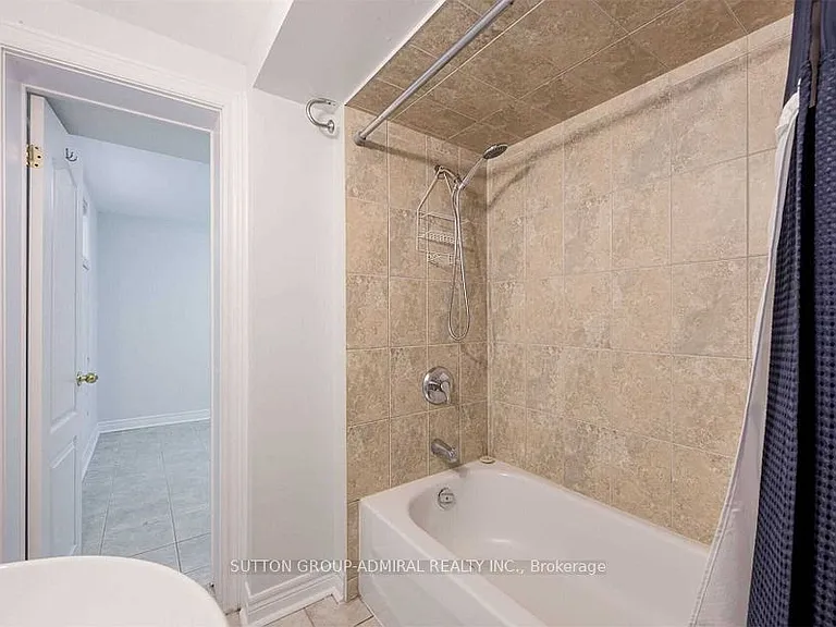 52 Farrell Ave #BASEMENT — Photo 22