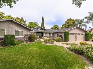 800 Woonsocket Ln, Modesto, CA 95355