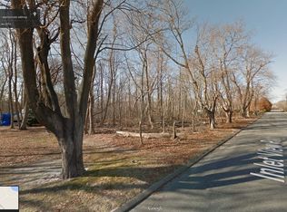 16 Inlet View Path, East Moriches, NY 11940