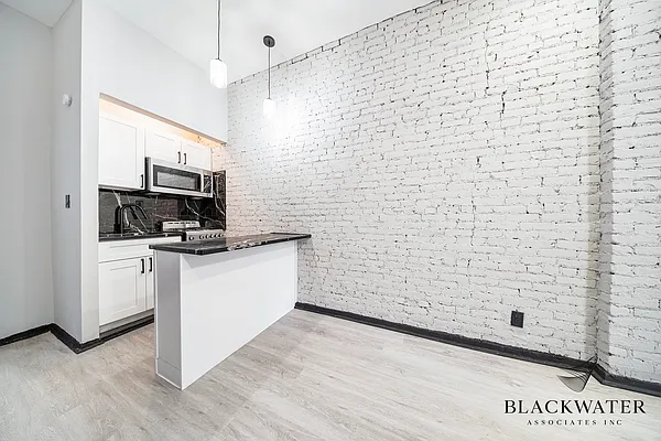 Rented by Blackwater Associates Inc. | media 3