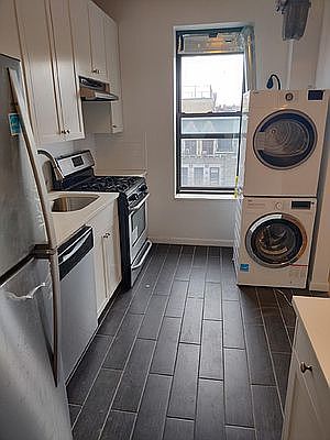 2nd image of 1281 Saint Nicholas Ave #5E