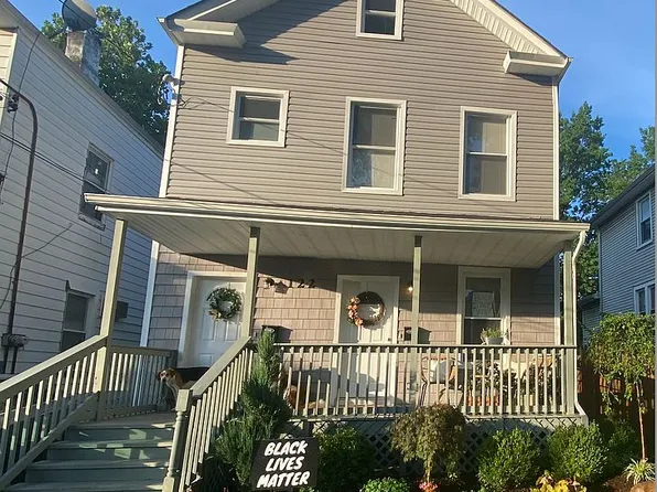 122 W Cherry St, Rahway, NJ 07065