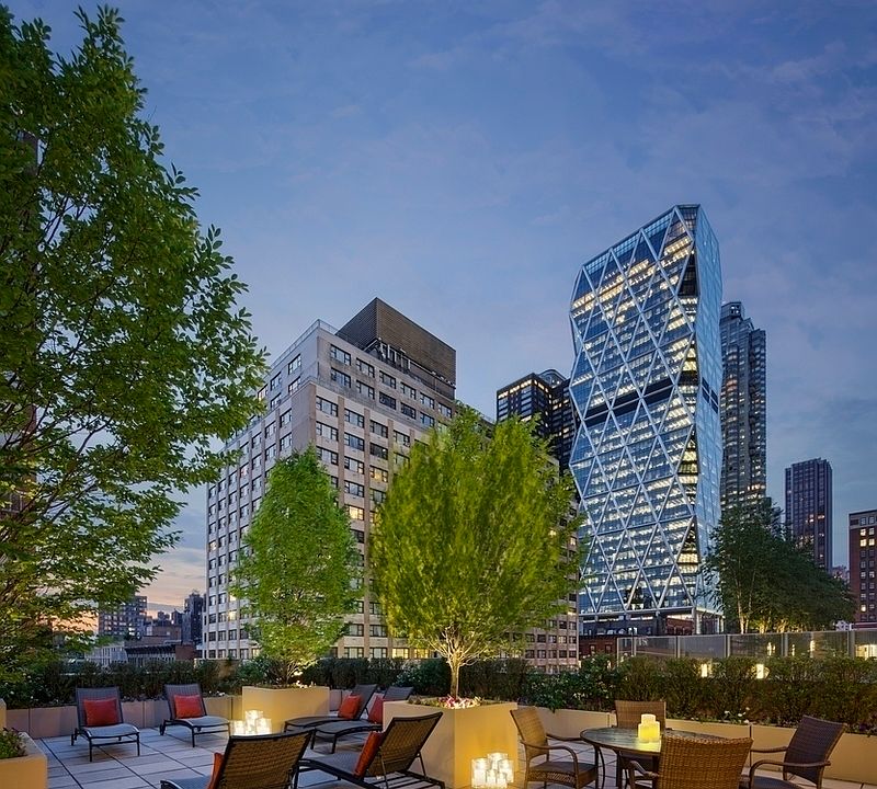 1st image of 261 W 54th St #31F