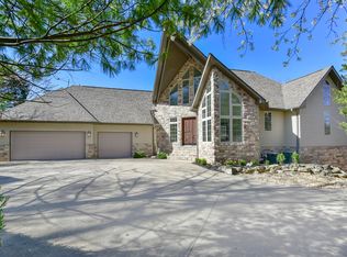 401 Silverwood Circle, Branson West, MO 65737
