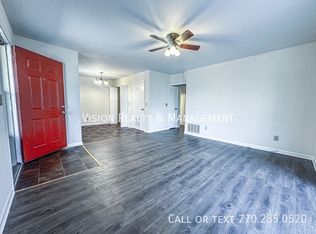 32 S Creek Rd, Carrollton, GA 30116