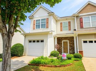 515 Oakside Pl, Acworth, GA 30102