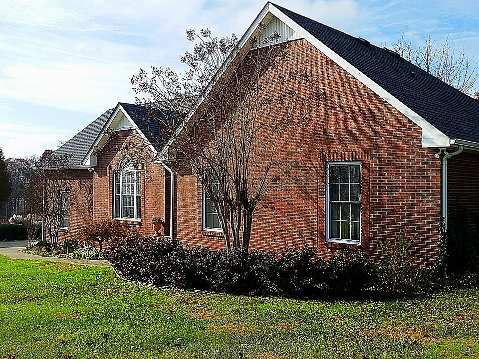 1st image of 102 Terry Ln