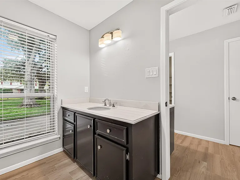 2103 Winged Foot Dr — Photo 37