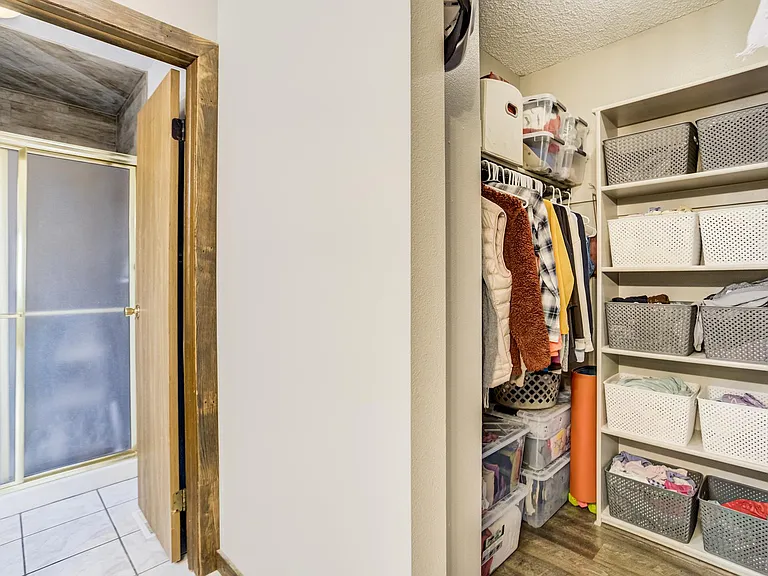 7425 Painted Rock Dr — Photo 26