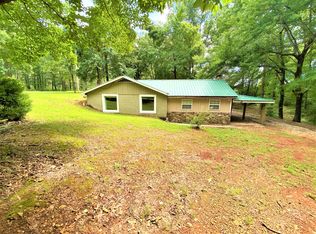 1035 W Point Rd, Lawrenceburg, TN 38464