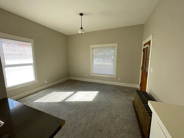 1 bed, 650 sqft, $1,000 — Photo 3