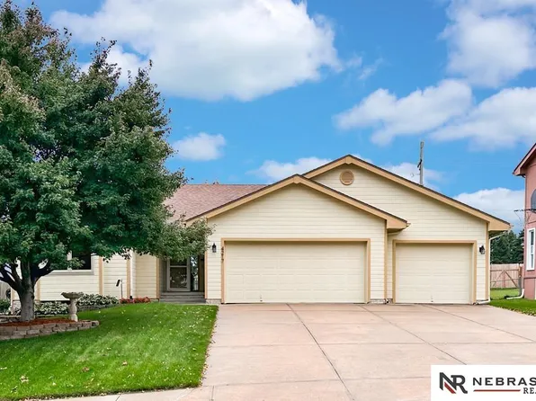 4217 Longview St, Bellevue, NE 68123