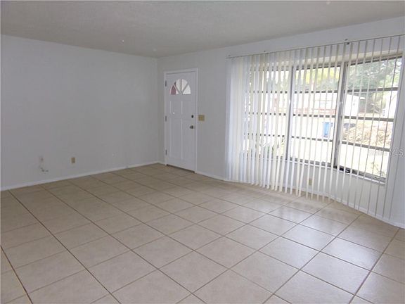4th image of 1777 Prince Philip St