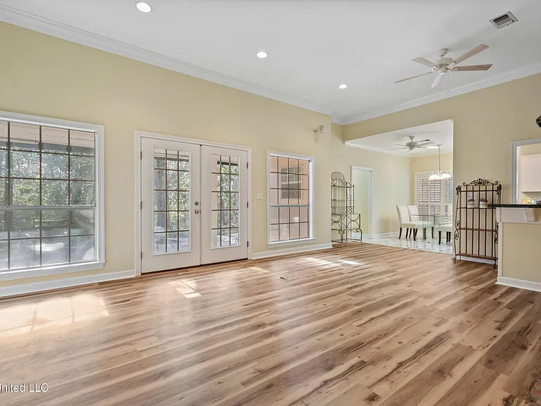 29109 W Dubuisson Rd — Photo 8