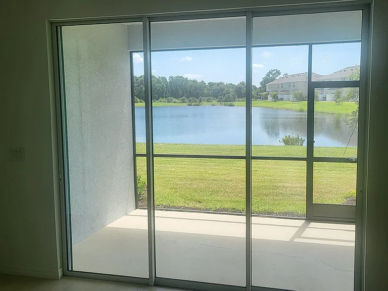 15076 Shady Palms Ln — Photo 9