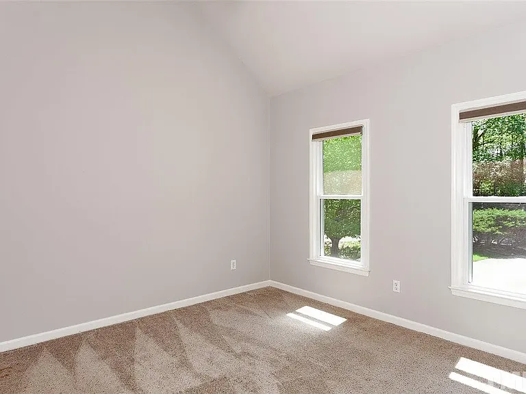 107 Thensia Ct — Photo 12