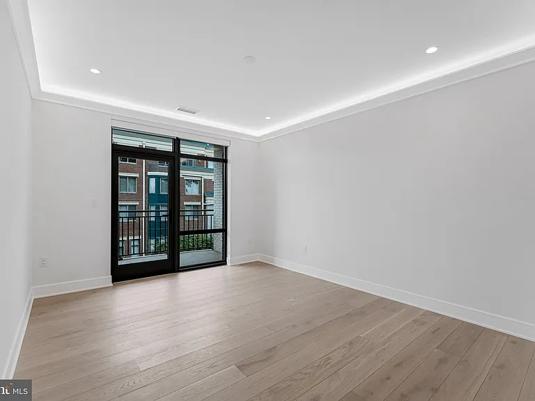 6718 Lowell #507 — Photo 25