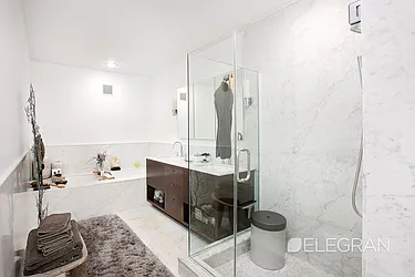 Rented by (Legacy) Elegran