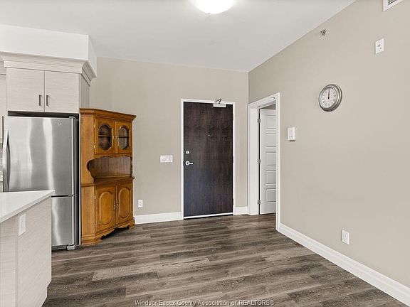 4th image of 5840 Newman Blvd #203