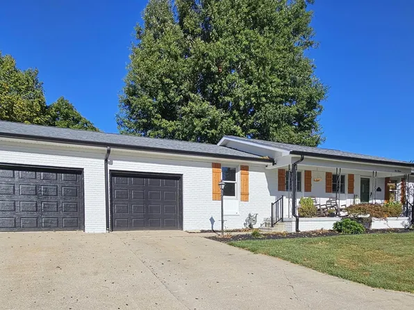 411 NE 18th St, Washington, IN 47501