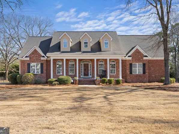104 Lovetts Ridge Dr, Juliette, GA 31046