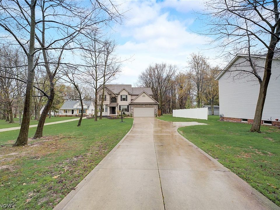 18205 Hunt Rd, Strongsville, OH 44136 Zillow