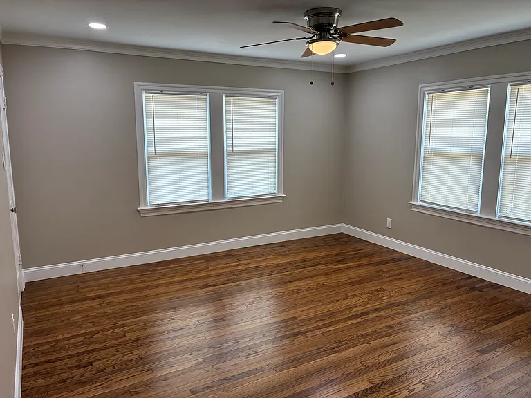 4805 Capitol Ave — Photo 17