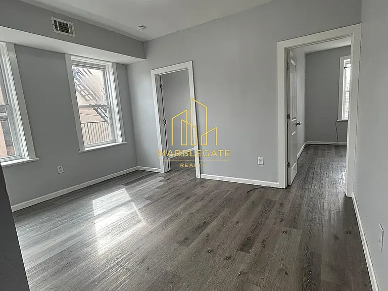 122 Wade St #11 — Photo 2