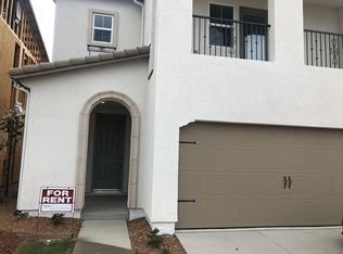 531 N Cattail Ct, Fresno, CA