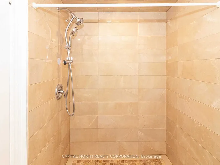 2 Imperial Ct — Photo 12