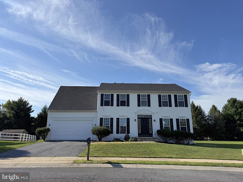 1st image of 196 Markham Ct