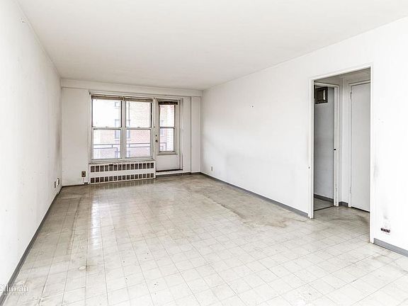 5th image of 3511 86th St #5F