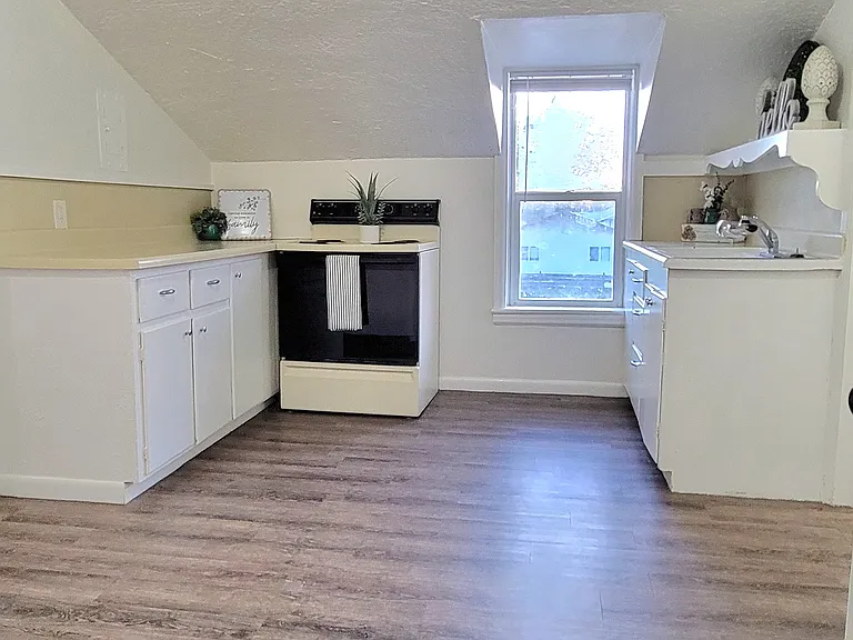 711 E 1550 N #3 — Photo 12