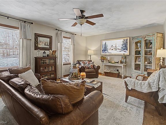 5th image of 55 Coal Run Rd