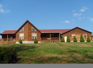 71 Graybeal Ln, Fairdale, WV 25839