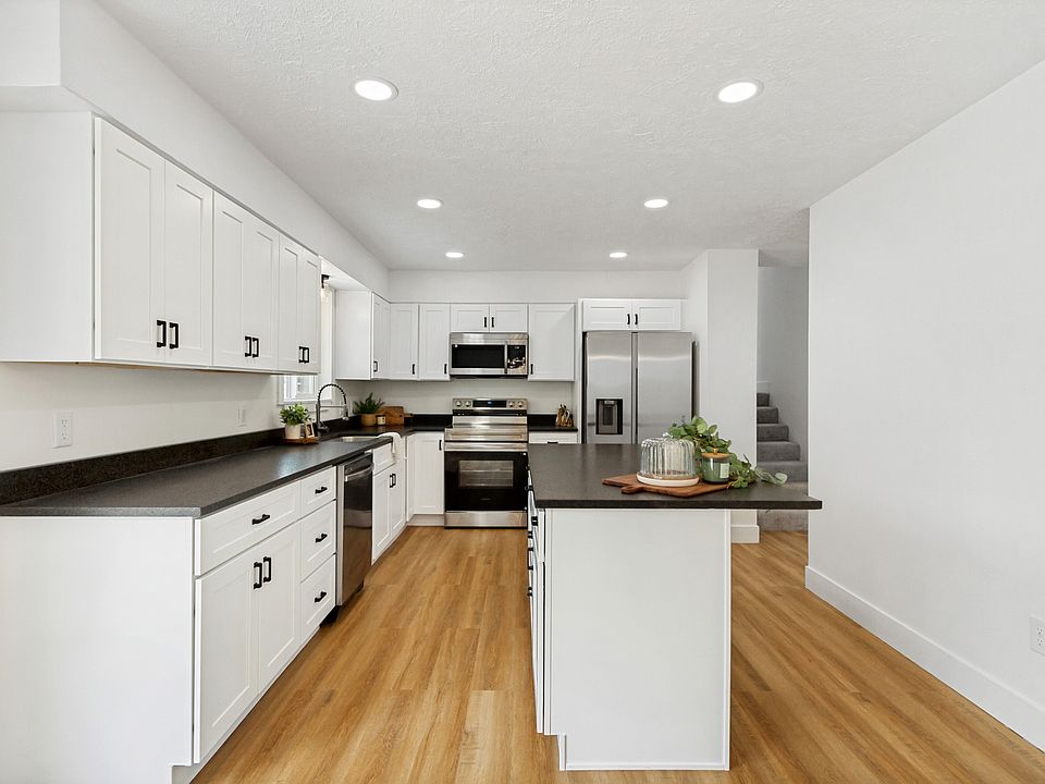 1st image of 62 S Clark Ln