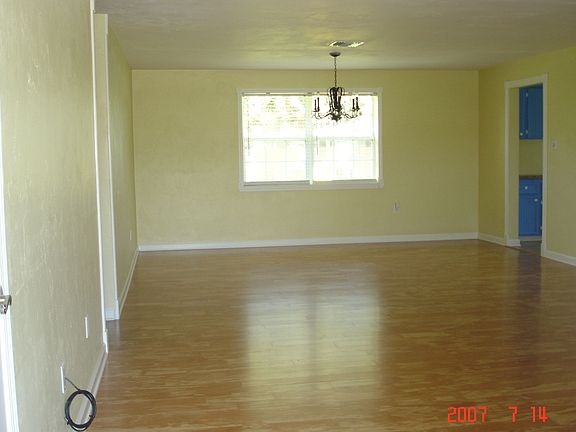 Living/Dinihng Room