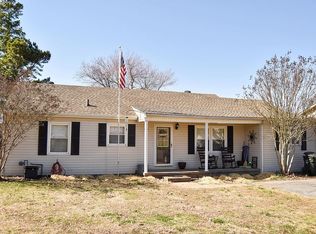 660 Chestnut St, Calvert City, KY 42029