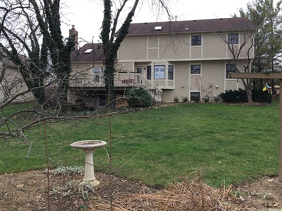2nd image of 5682 Whitecraigs Ct