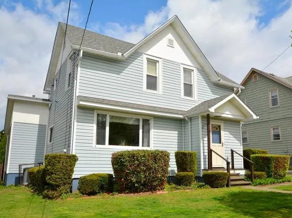 107 Grant St #10, Warren, PA 16365