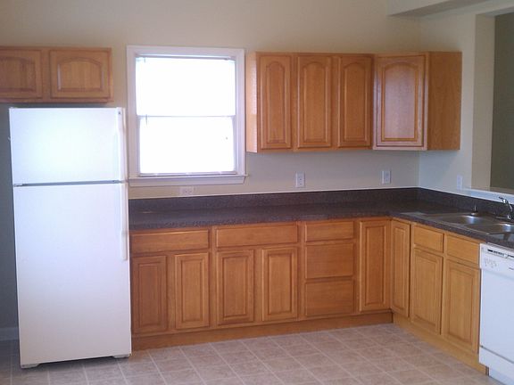 2nd image of 11872 White Pine Dr