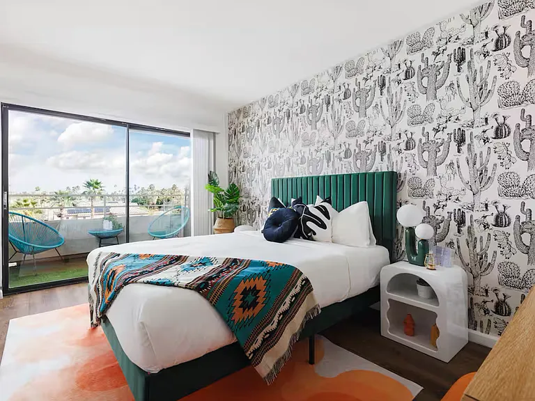 467 S Calle El Segundo #D22 — Photo 6