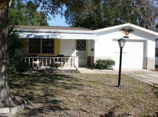 5024 Overlook Dr, New Port Richey, FL 34652