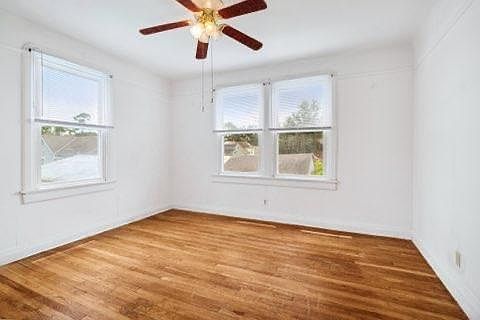4th image of 4757 Baccich St
